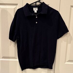 H&M Dark Blue/ black Polo Shirt. Size medium. Reg fit Never worn